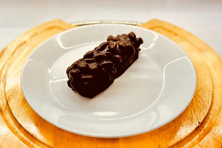 Песочное пирожное Сникерс