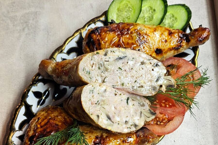 Курица, фаршированная грибами
