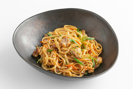 Лапша удон с курицей