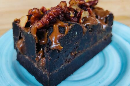 Брауни с грецким орехом