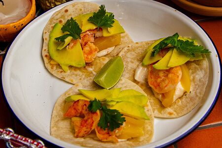 Тако с креветкой