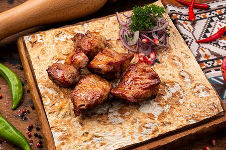 Шашлык из cвинoй шеи