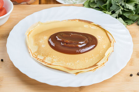 Блинчики с вареной сгущенкой