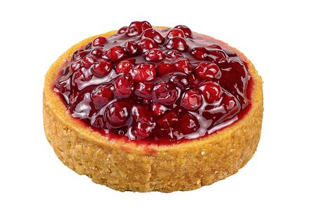 Миндальная корзинка с брусникой