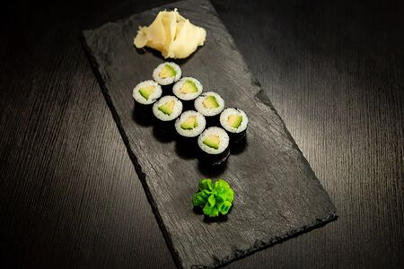 Авокадо маки