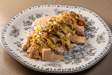 Тальятелле с лососем