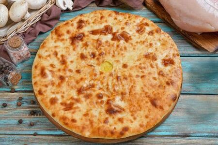 Осетинский пирог с курицей и грибами