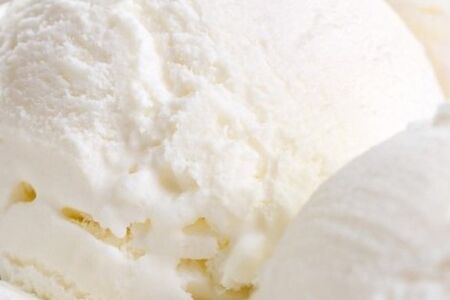 - Мороженое 100 гр