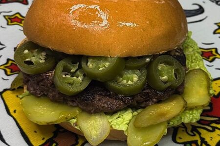 Фирменный с халапеньо 