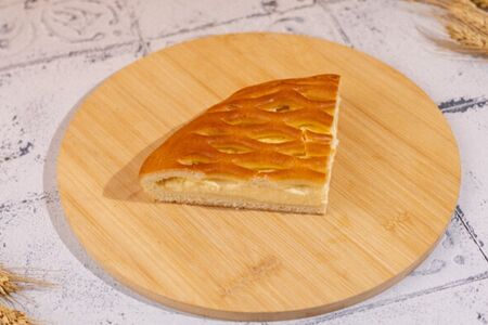 Четверть пирога с творогом