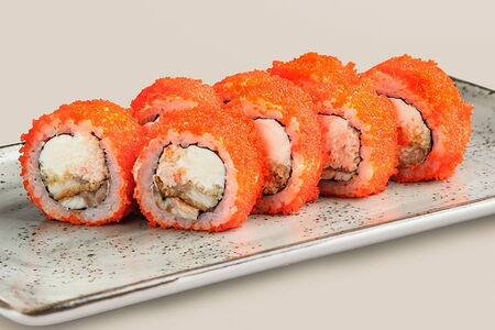 Калифорния с крабом и угрем