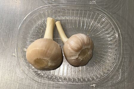 Чеснок, маринованный по-домашнему