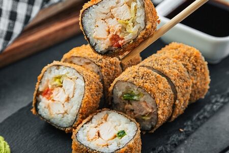 Жареный ролл Цезарь