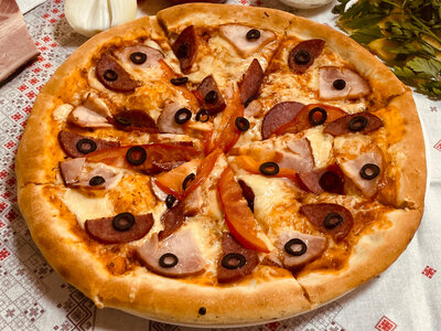 Большая пицца Аппетитная