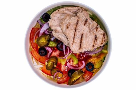 Салат с куриной грудкой