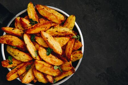 Картофельные дольки по-деревенски 