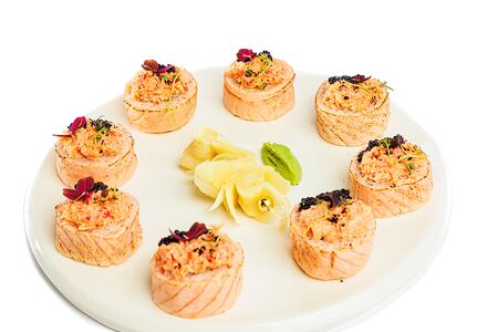 Опаленный ролл со спайси-крабом