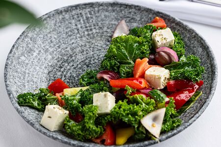 Овощной салат с греческой брынзой