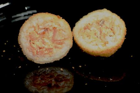 Онигири Темпура с лососем