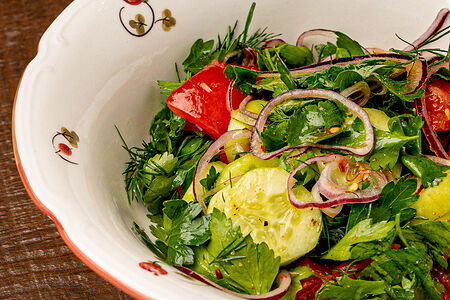 Кавказский овощной салат 