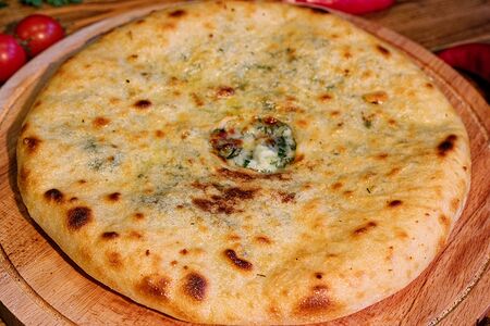 Осетинский пирог с сыром и шпинатом 