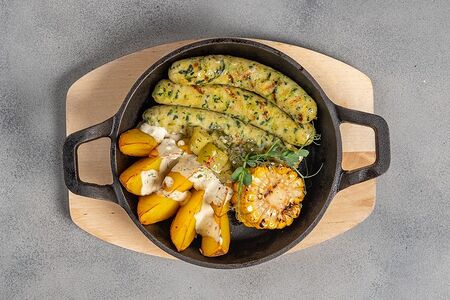Трио колбасок гриль из курицы