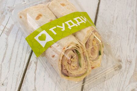 Сэндвич-ролл с ветчиной