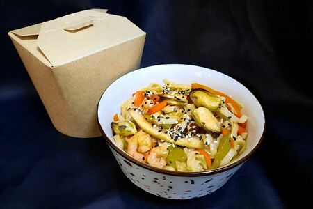 Удон с морепродуктами