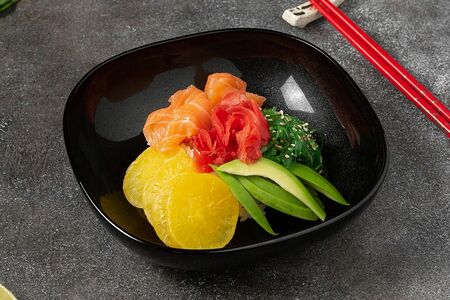 Поке с лососем