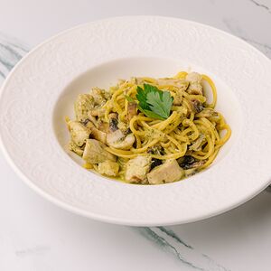 Паста тальолини в соусе песто