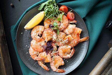 Тигровые креветки жареные