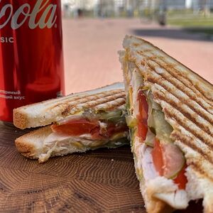 Сэндвич с ветчиной