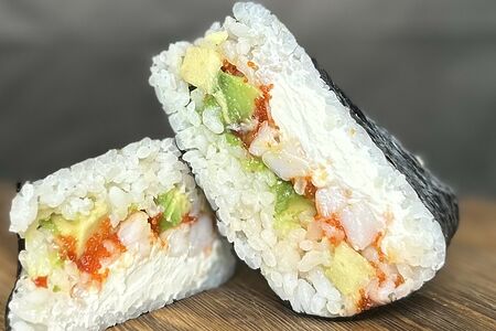 Онигири с креветкой