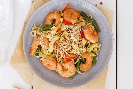 Удон с креветками