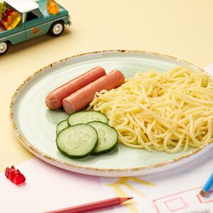 Сосиска отварная с огурцом и тальолини