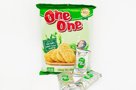 Рисовые крекеры One One со вкусом морской капусты