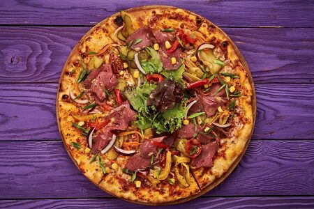 Пицца с пастрами