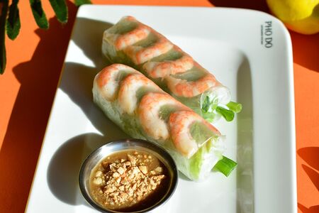 Спринг-роллы Гой Куон