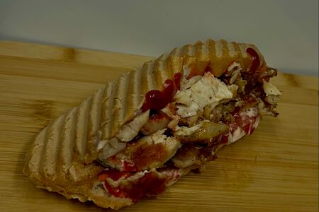 Гамбургер классический с курицей 