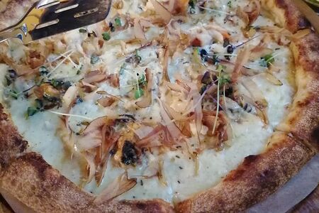 Пицца с морепродуктами