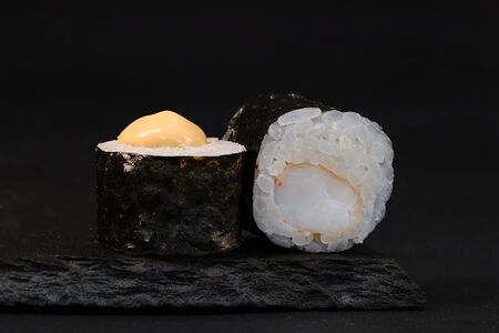 Спайси-ролл с креветкой