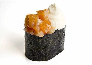 Гункан с сыром и лососем