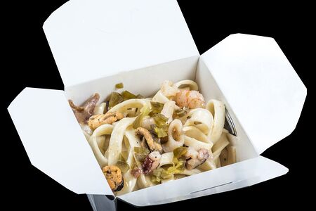 Черное озеро