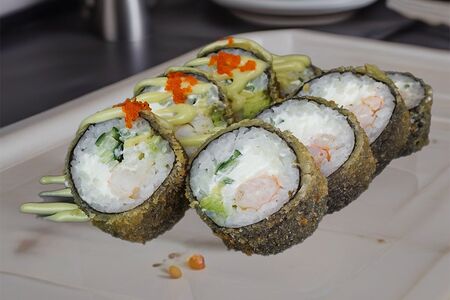 Ролл Темпура с креветками и огурцом