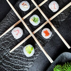 Ролл с лососем