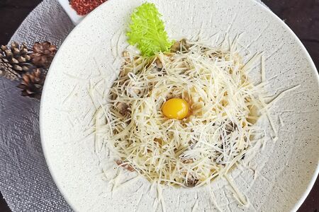 Феттуччине с телятиной и грибами