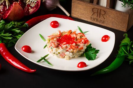 Оливье с раковыми шейками