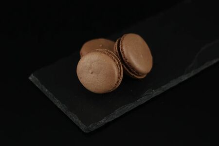 Макарун Тёмный шоколад