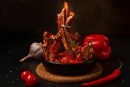 Ребра телятины в томатном соусе