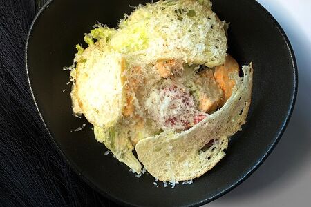 Цезарь с курицей